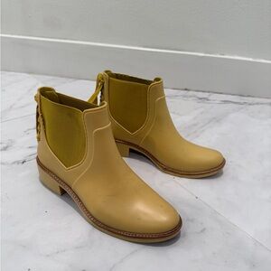 Berando rain boots